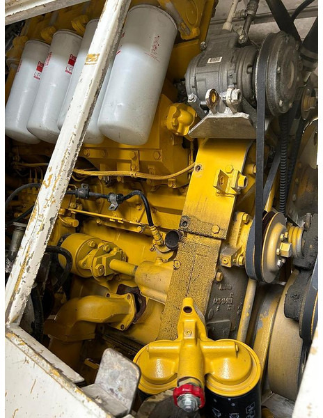 Dumper Komatsu HD985: picture 10
