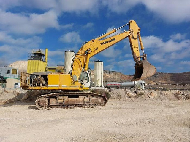 Liebherr R954CHD - Boom for Crawler excavator: picture 2 Liebherr R954CHD - Boom for Crawler excavator: picture 2
