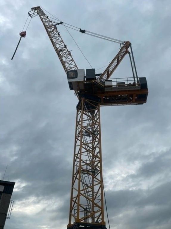 Liebherr Kran 160 HC-L 8/16 - Tower crane: picture 1 Liebherr Kran 160 HC-L 8/16 - Tower crane: picture 1