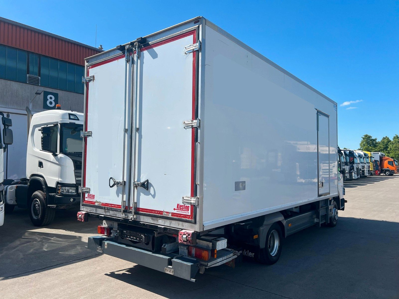 Mercedes-Benz Atego 1224 * KLIMA * THERMO KING * BÄR 1,5t * - Refrigerator truck: picture 4 Mercedes-Benz Atego 1224 * KLIMA * THERMO KING * BÄR 1,5t * - Refrigerator truck: picture 4
