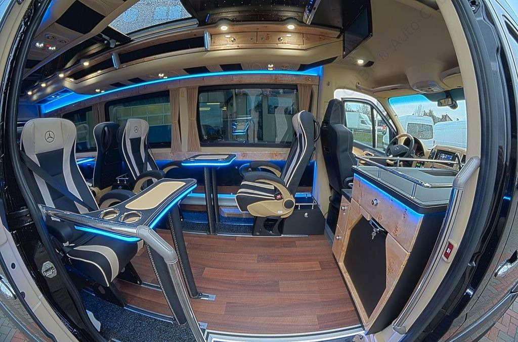 Mercedes-Benz Sprinter 319 VIP 8+1 Mercedes-Benz Sprinter 319 VIP 8+1 - Minibus, Passenger van: picture 2 Mercedes-Benz Sprinter 319 VIP 8+1 Mercedes-Benz Sprinter 319 VIP 8+1 - Minibus, Passenger van: picture 2