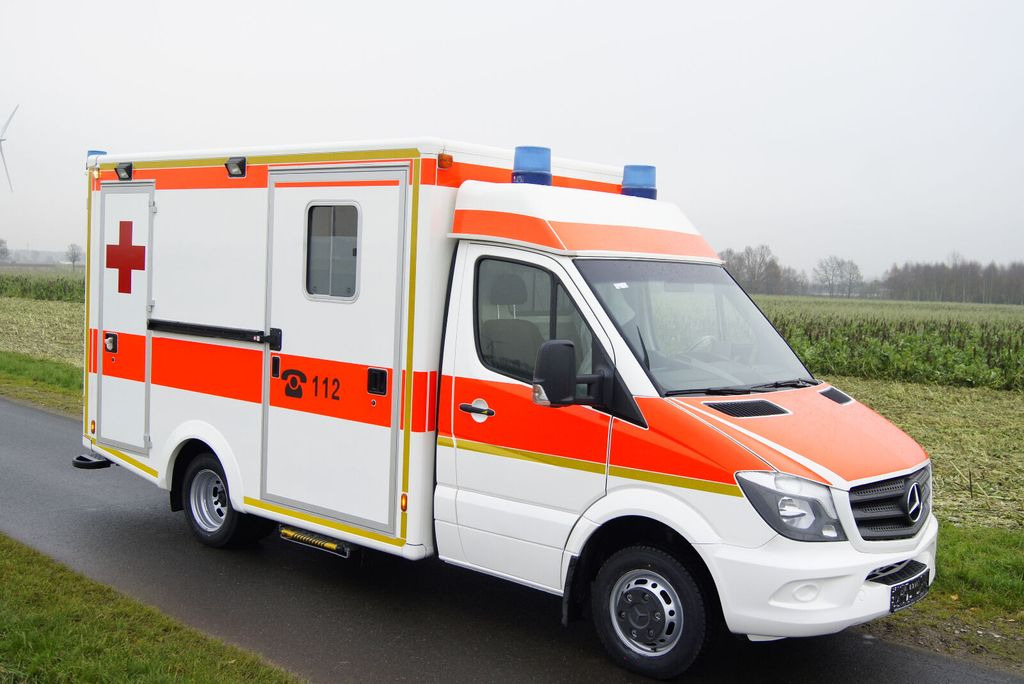 Mercedes-Benz Sprinter 516 // Mod. 2014 // 1 J Garantie // - Ambulance: picture 3 Mercedes-Benz Sprinter 516 // Mod. 2014 // 1 J Garantie // - Ambulance: picture 3