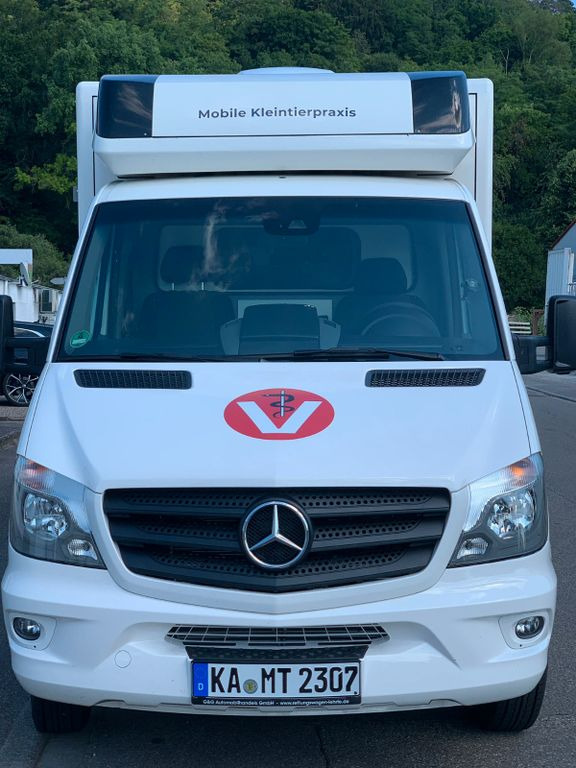 Ambulance Mercedes-Benz Sprinter 519   Tierarzt  Garantie: picture 15