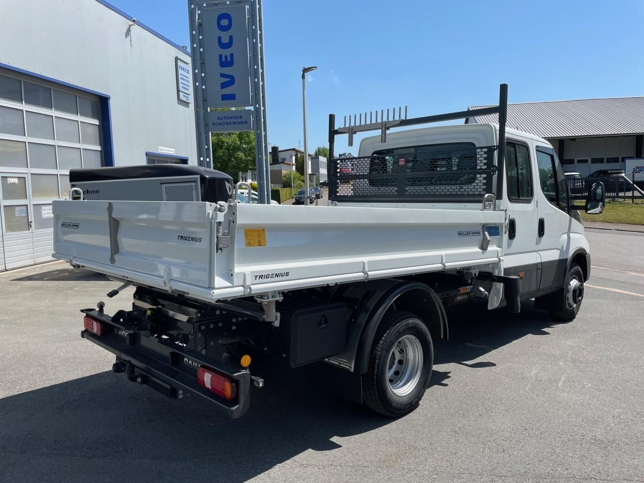 Iveco Daily 70C18H DK - Tipper van: picture 4 Iveco Daily 70C18H DK - Tipper van: picture 4