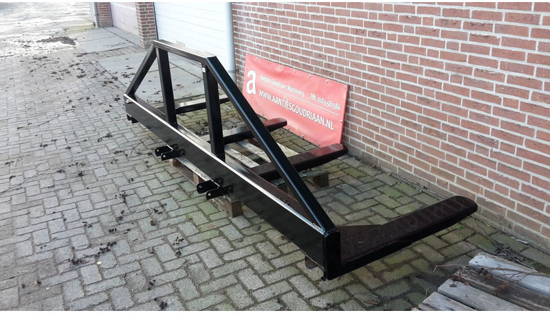 Agomac Vorkenverbreder - Forks for Material handling equipment: picture 1 Agomac Vorkenverbreder - Forks for Material handling equipment: picture 1