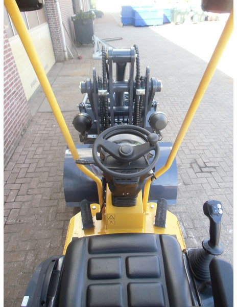 Eurotrac N4511, W11 - Mini dumper: picture 3 Eurotrac N4511, W11 - Mini dumper: picture 3