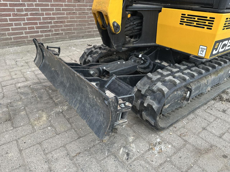 Mini excavator JCB 19 C-1: picture 8