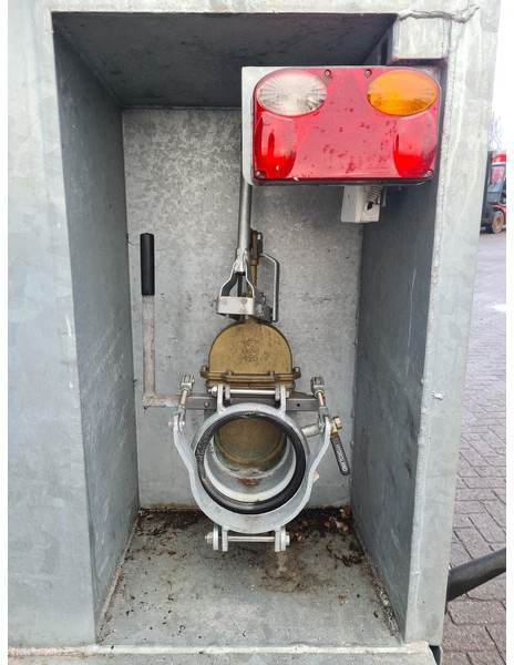 Mestcontainer - Nieuw - Fertilizer spreader: picture 5 Mestcontainer - Nieuw - Fertilizer spreader: picture 5