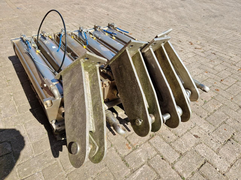 Onbekend  - Hydraulic cylinder: picture 5 Onbekend  - Hydraulic cylinder: picture 5