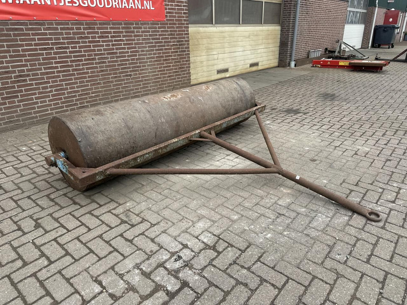 Onbekend - Farm roller: picture 2 Onbekend - Farm roller: picture 2