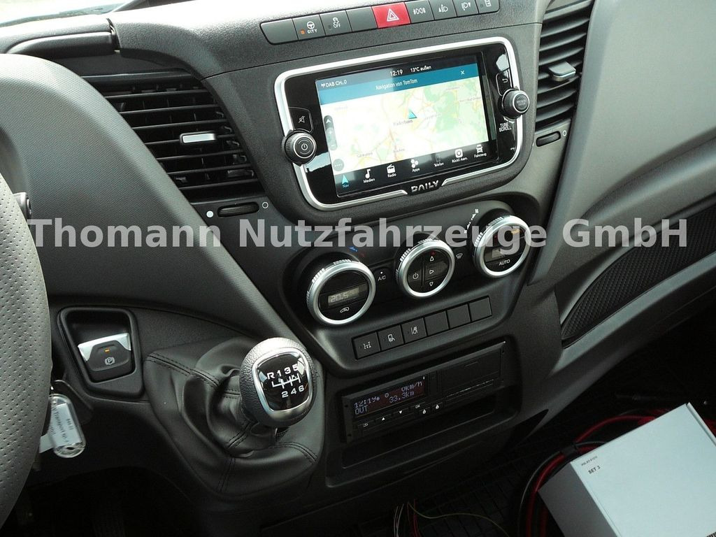 New Tow truck, Commercial truck Iveco DAILY 72C18 Schiebeplateu Hubbrille Luftfed Navi: picture 16 New Tow truck, Commercial truck Iveco DAILY 72C18 Schiebeplateu Hubbrille Luftfed Navi: picture 16