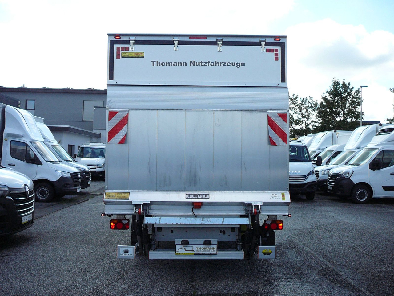 Refrigerated delivery van Volkswagen Crafter 177 PS Kühlkoffer LBW Xarios 300: picture 6 Refrigerated delivery van Volkswagen Crafter 177 PS Kühlkoffer LBW Xarios 300: picture 6