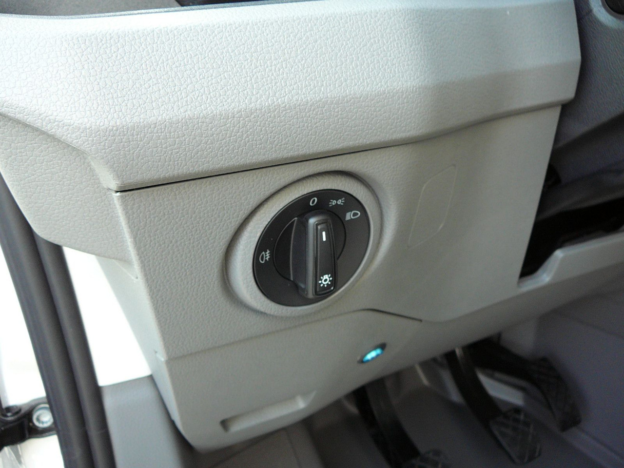 Refrigerated delivery van Volkswagen Crafter 177 PS Kühlkoffer LBW Xarios 300: picture 18 Refrigerated delivery van Volkswagen Crafter 177 PS Kühlkoffer LBW Xarios 300: picture 18