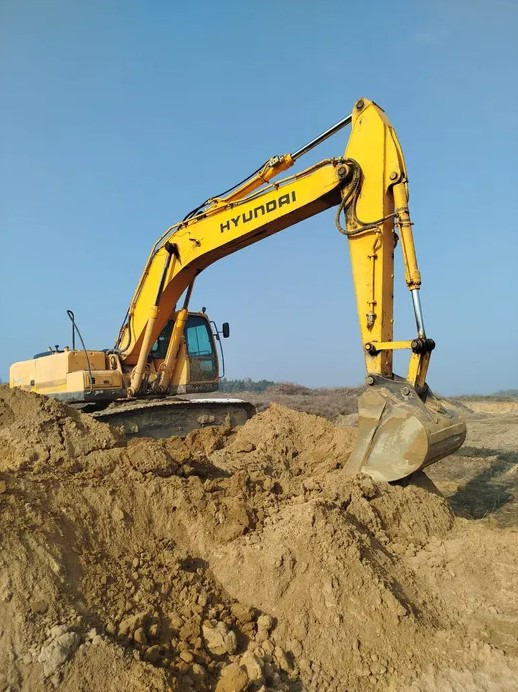 HYUNDAI 290 NLC-7A - Crawler excavator: picture 1 HYUNDAI 290 NLC-7A - Crawler excavator: picture 1