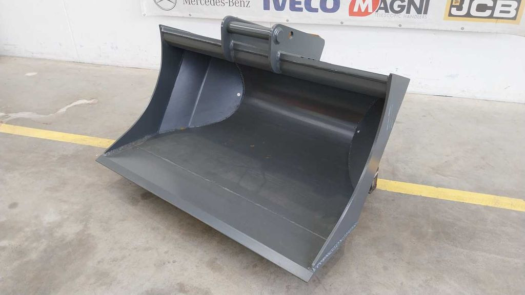 Holp ProfilLöffel / PL.120.150 / MS08 / 1.500 mm Holp ProfilLöffel / PL.120.150 / MS08 / 1.500 mm - Excavator bucket: picture 2 Holp ProfilLöffel / PL.120.150 / MS08 / 1.500 mm Holp ProfilLöffel / PL.120.150 / MS08 / 1.500 mm - Excavator bucket: picture 2