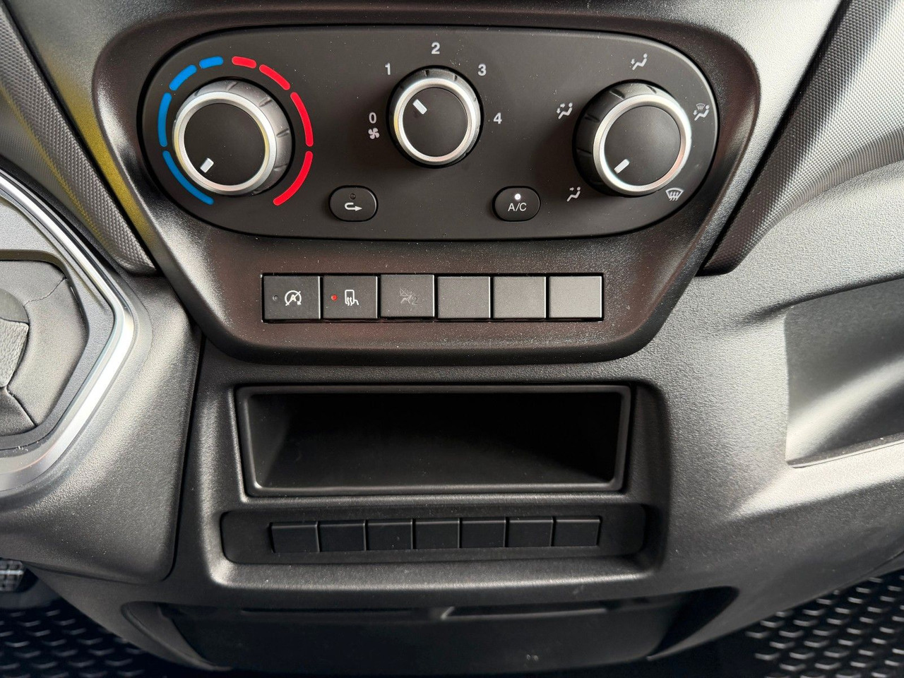 Tipper van Iveco Daily 35S14 A8 *R3.450mm*Automatik*Klima* 4x: picture 16