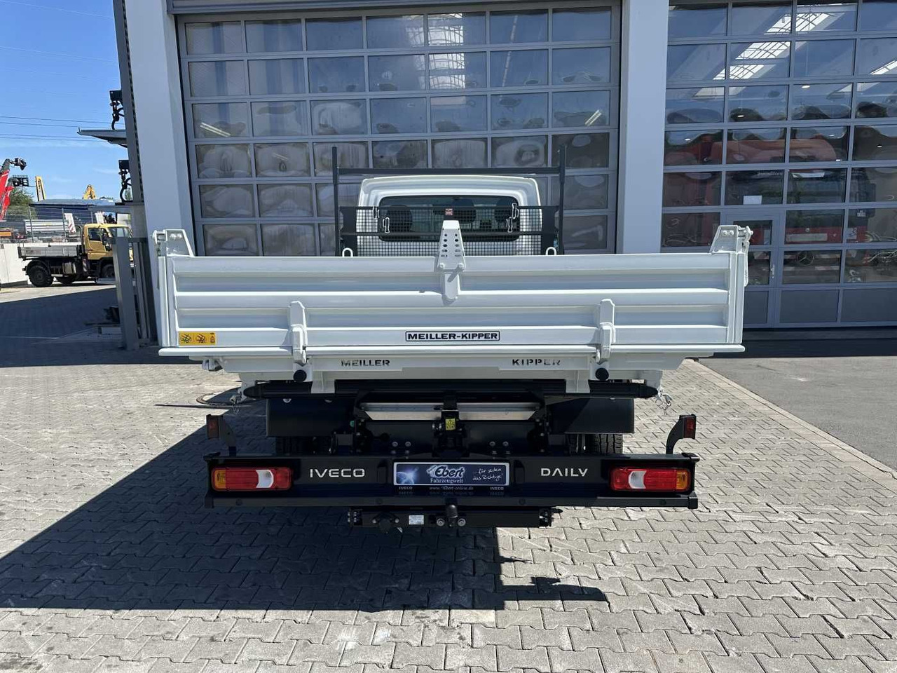 Tipper van Iveco Daily 60C18H Kipper *R3.450mm*Kamera*2xAHK*: picture 6 Tipper van Iveco Daily 60C18H Kipper *R3.450mm*Kamera*2xAHK*: picture 6