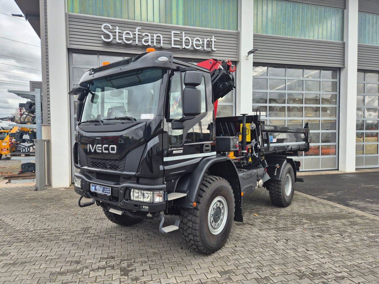 Iveco Eurocargo ML150E32WS 4x4 Kran HMF 1130K Funk AHK - Tipper, Crane truck: picture 3 Iveco Eurocargo ML150E32WS 4x4 Kran HMF 1130K Funk AHK - Tipper, Crane truck: picture 3