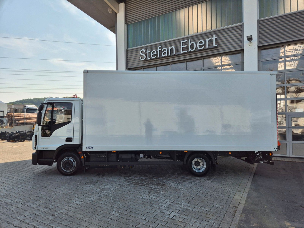 Iveco Eurocargo ML75E21/P LBW 3 Sitze Klima ACC 4 St. - Closed box van: picture 5 Iveco Eurocargo ML75E21/P LBW 3 Sitze Klima ACC 4 St. - Closed box van: picture 5