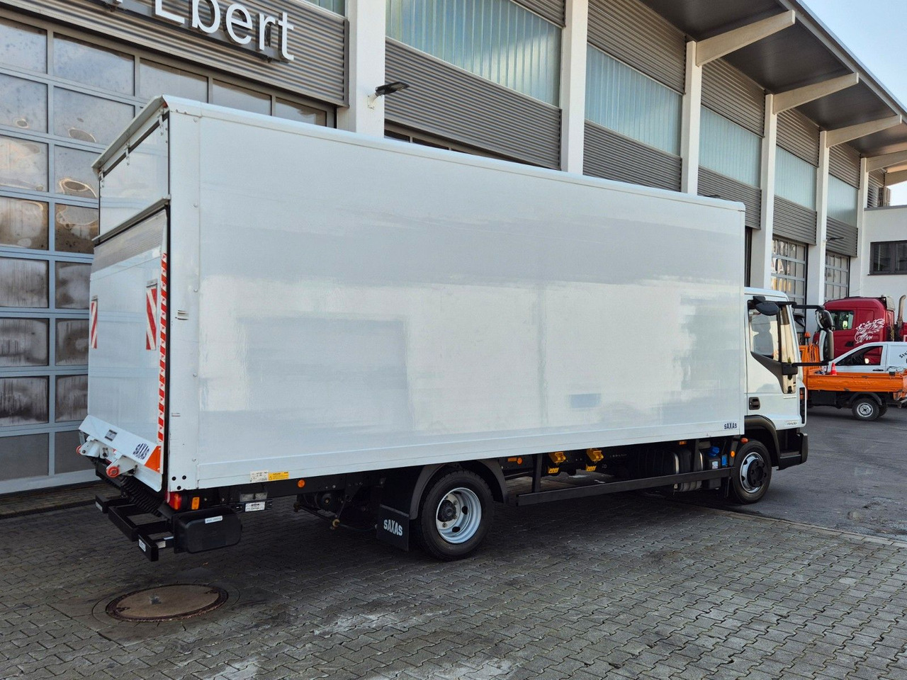 Iveco Eurocargo ML75E21/P LBW 3 Sitze Klima ACC 4 St. - Closed box van: picture 5 Iveco Eurocargo ML75E21/P LBW 3 Sitze Klima ACC 4 St. - Closed box van: picture 5