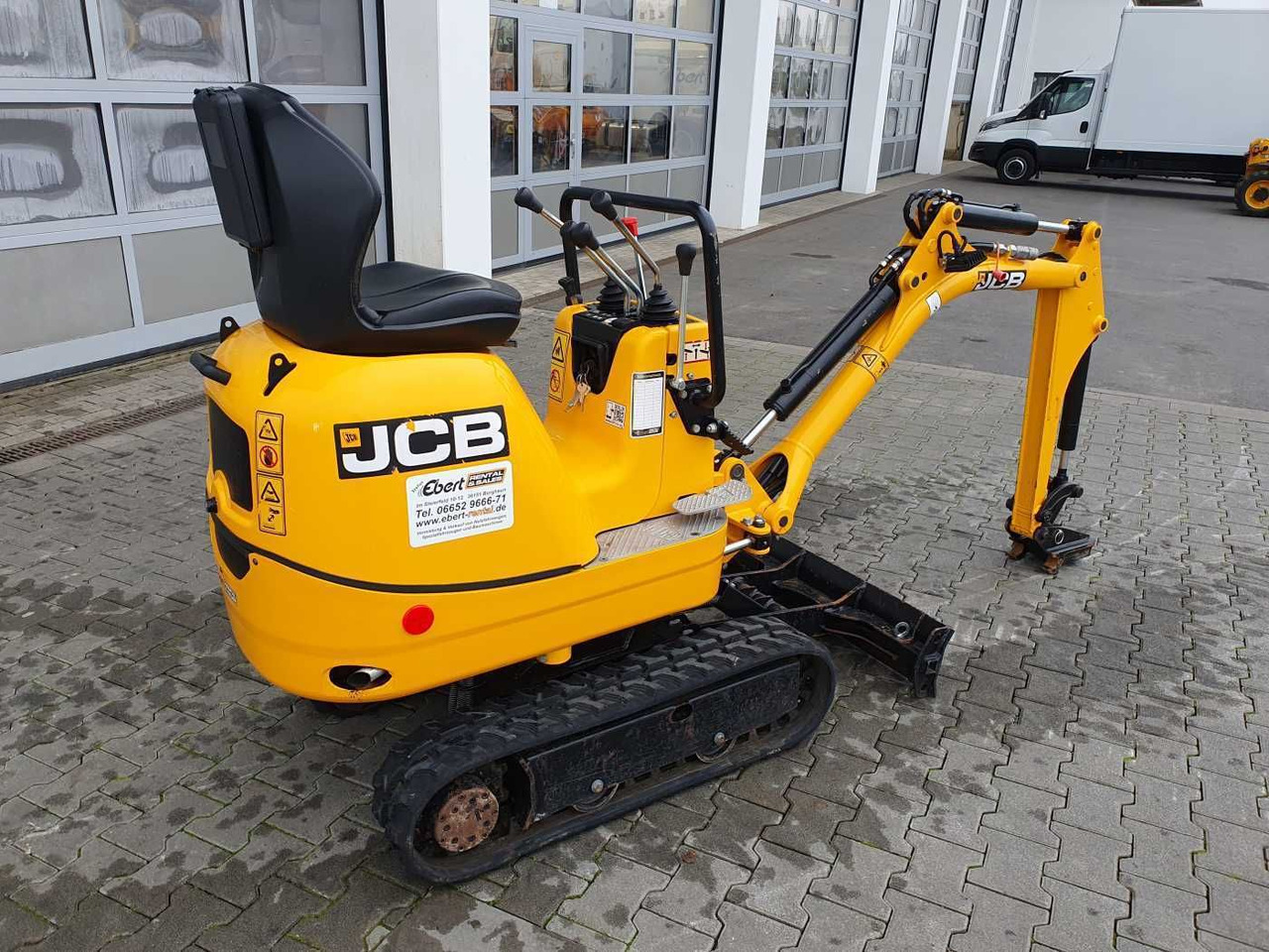 JCB 8008 CTS / MS01 / nur 103h! / 2023 - Mini excavator: picture 3 JCB 8008 CTS / MS01 / nur 103h! / 2023 - Mini excavator: picture 3