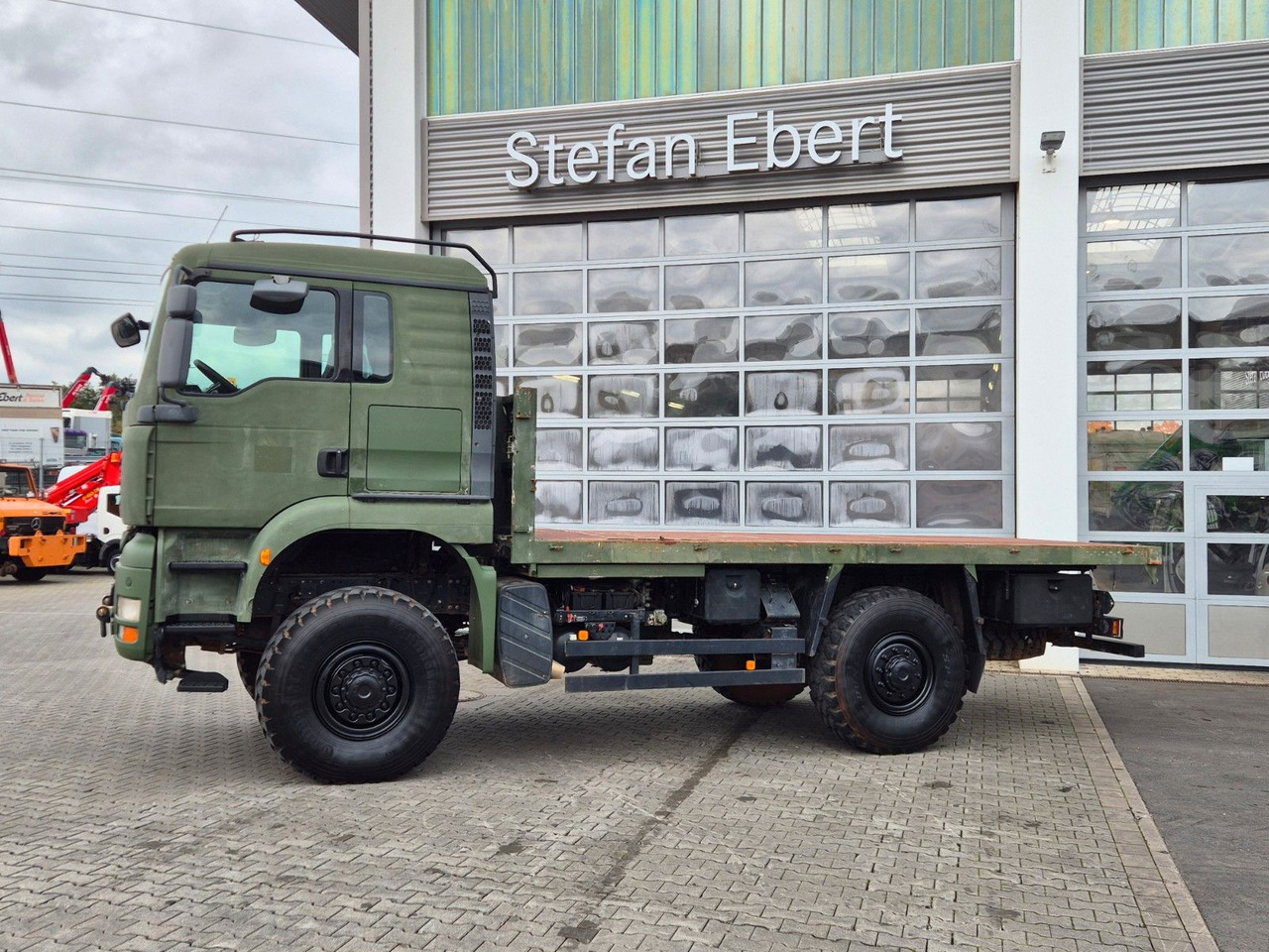 MAN TGA 18.360 4x4 BB Pritsche Single Bereifung - Dropside/ Flatbed truck: picture 5 MAN TGA 18.360 4x4 BB Pritsche Single Bereifung - Dropside/ Flatbed truck: picture 5