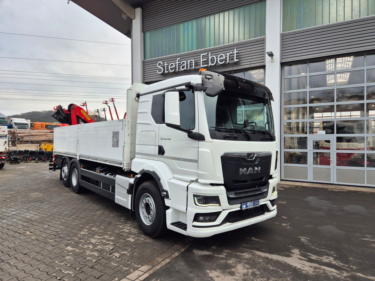 MAN TGS 26.470 6x2-4 LL Palfinger PK19.001 SLD5 Funk - Dropside/ Flatbed truck, Crane truck: picture 2 MAN TGS 26.470 6x2-4 LL Palfinger PK19.001 SLD5 Funk - Dropside/ Flatbed truck, Crane truck: picture 2