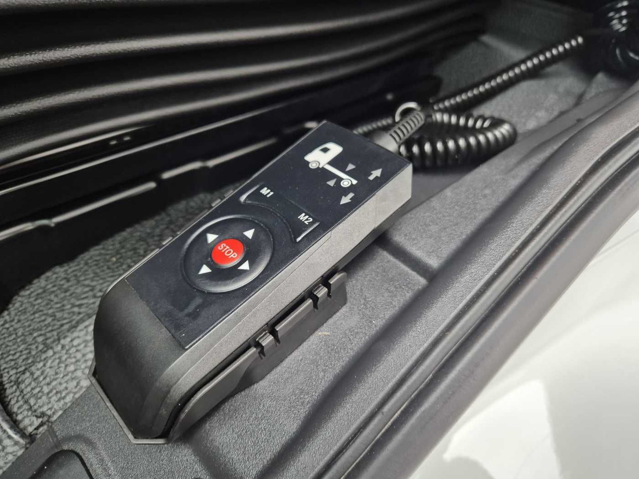 Tipper Mercedes-Benz Arocs 2543 L 6x2/4 Hiab TS 2018 TAZ Funk: picture 15 Tipper Mercedes-Benz Arocs 2543 L 6x2/4 Hiab TS 2018 TAZ Funk: picture 15