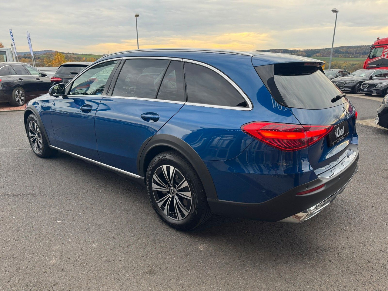 Mercedes-Benz C 200 T All Terrain 4M+Ambiente+360+Augmented - Station wagon: picture 3 Mercedes-Benz C 200 T All Terrain 4M+Ambiente+360+Augmented - Station wagon: picture 3