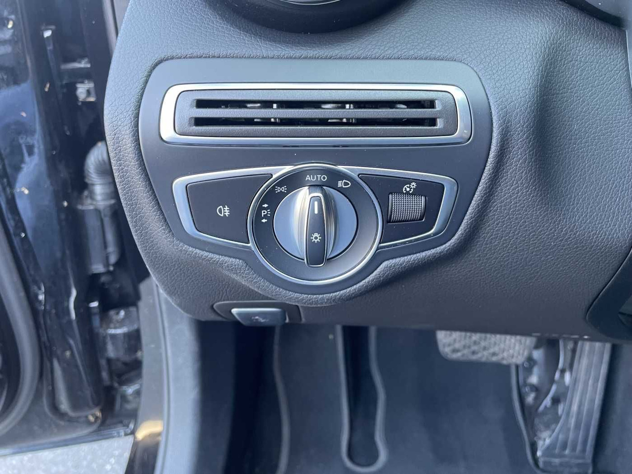 Car Mercedes-Benz C 220 d T 9G Avantgarde R-Kamera+AHK +Burmester+: picture 12