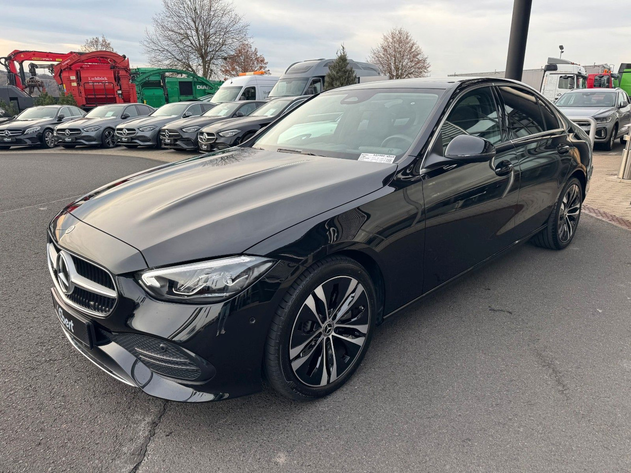 Mercedes-Benz C 220d Avantgarde+Pano+HUD+RFK+TotW+AmbiPrem - Sedan: picture 3 Mercedes-Benz C 220d Avantgarde+Pano+HUD+RFK+TotW+AmbiPrem - Sedan: picture 3