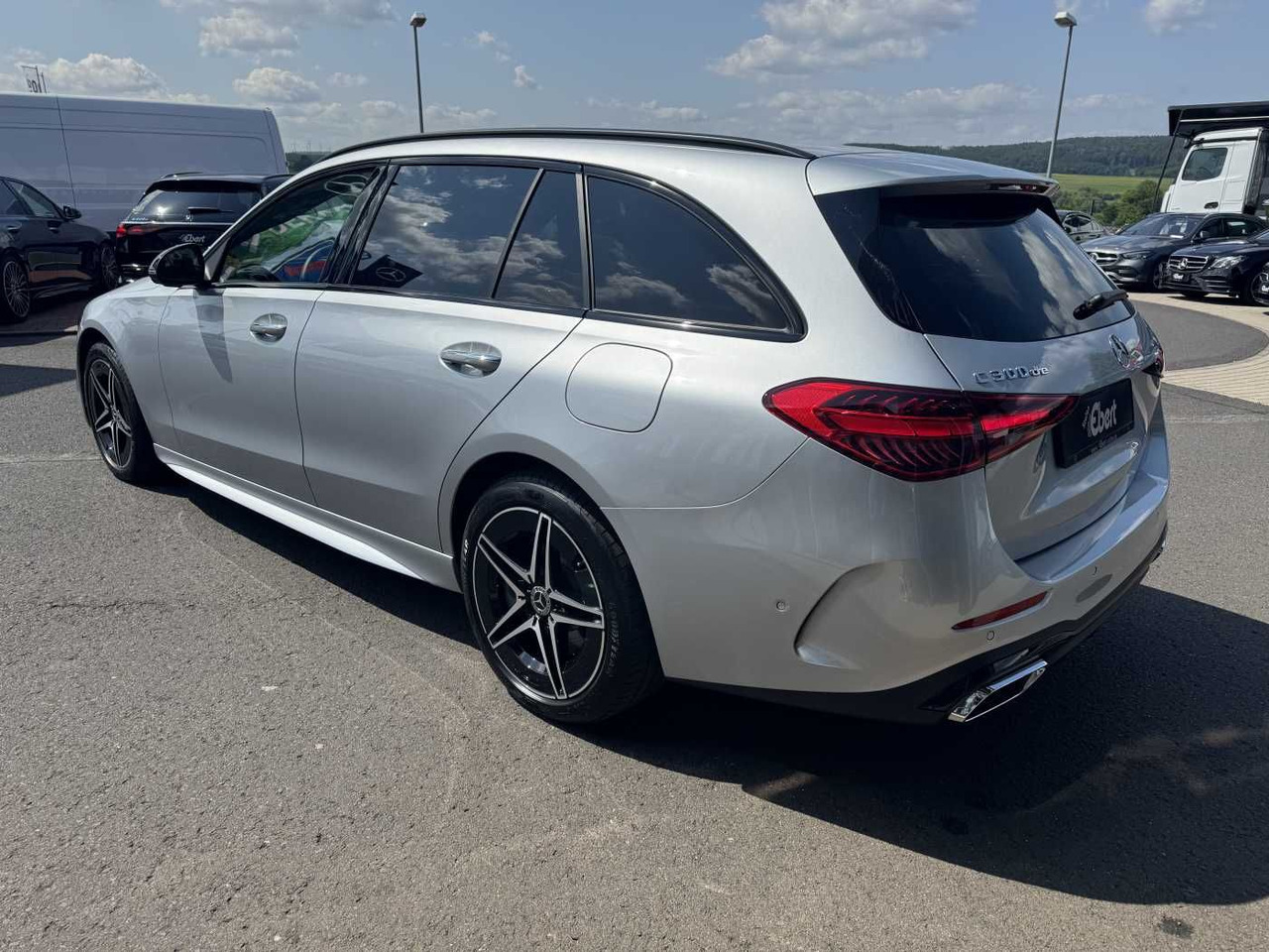 Mercedes-Benz C 300de AMG+Pano+Burm+HUD+360+Digital+VOLL - Car: picture 3 Mercedes-Benz C 300de AMG+Pano+Burm+HUD+360+Digital+VOLL - Car: picture 3