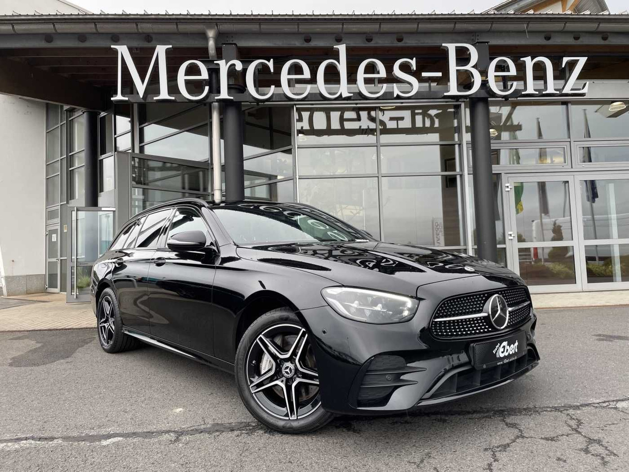 Mercedes-Benz E 300 T de 4M AMG+AHK+Distr+Burm+ R-Kamera+Carpl - Station wagon: picture 1 Mercedes-Benz E 300 T de 4M AMG+AHK+Distr+Burm+ R-Kamera+Carpl - Station wagon: picture 1