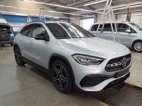 Mercedes-Benz GLA 200 AMG+Ambiente+TotW+Night+RKamera+19Zoll - SUV: picture 2 Mercedes-Benz GLA 200 AMG+Ambiente+TotW+Night+RKamera+19Zoll - SUV: picture 2