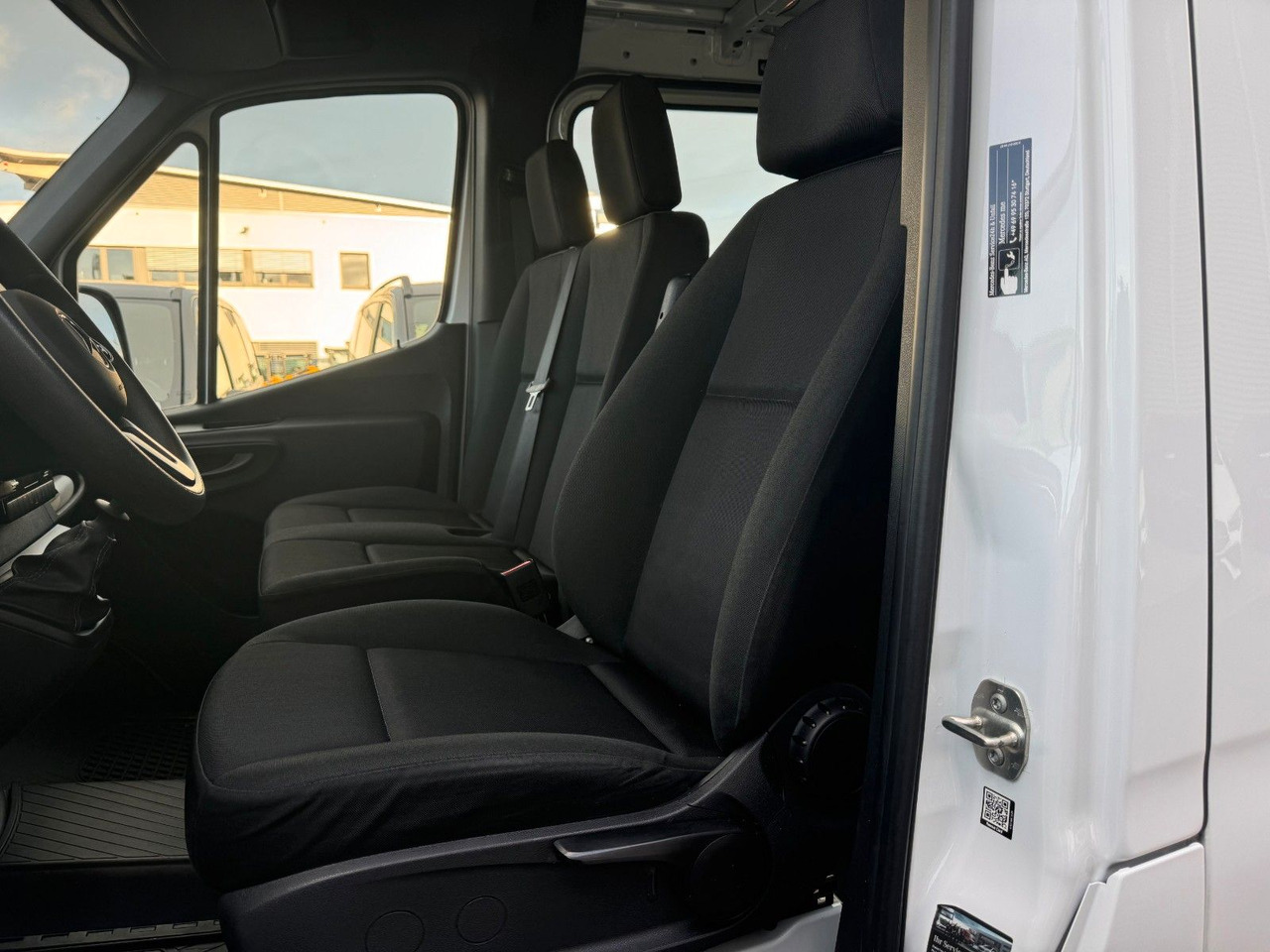 Panel van, Combi van Mercedes-Benz Sprinter 315 CDI Kompakt Flachdach Mixto/DoKa: picture 11 Panel van, Combi van Mercedes-Benz Sprinter 315 CDI Kompakt Flachdach Mixto/DoKa: picture 11