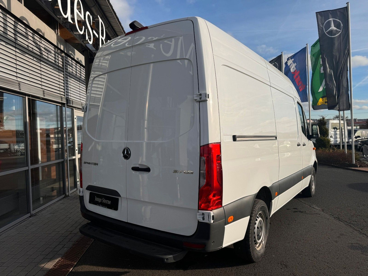 Mercedes-Benz Sprinter 317 CDI 3665 9G Klima 360 SHZ MBUX - Panel van: picture 4 Mercedes-Benz Sprinter 317 CDI 3665 9G Klima 360 SHZ MBUX - Panel van: picture 4