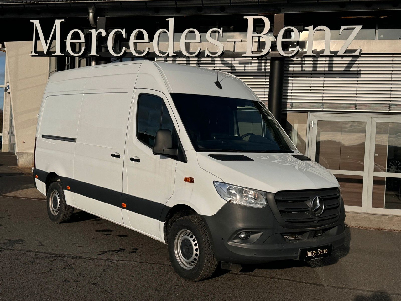 Mercedes-Benz Sprinter 317 CDI 3665 9G Klima 360 SHZ MBUX - Panel van: picture 1 Mercedes-Benz Sprinter 317 CDI 3665 9G Klima 360 SHZ MBUX - Panel van: picture 1