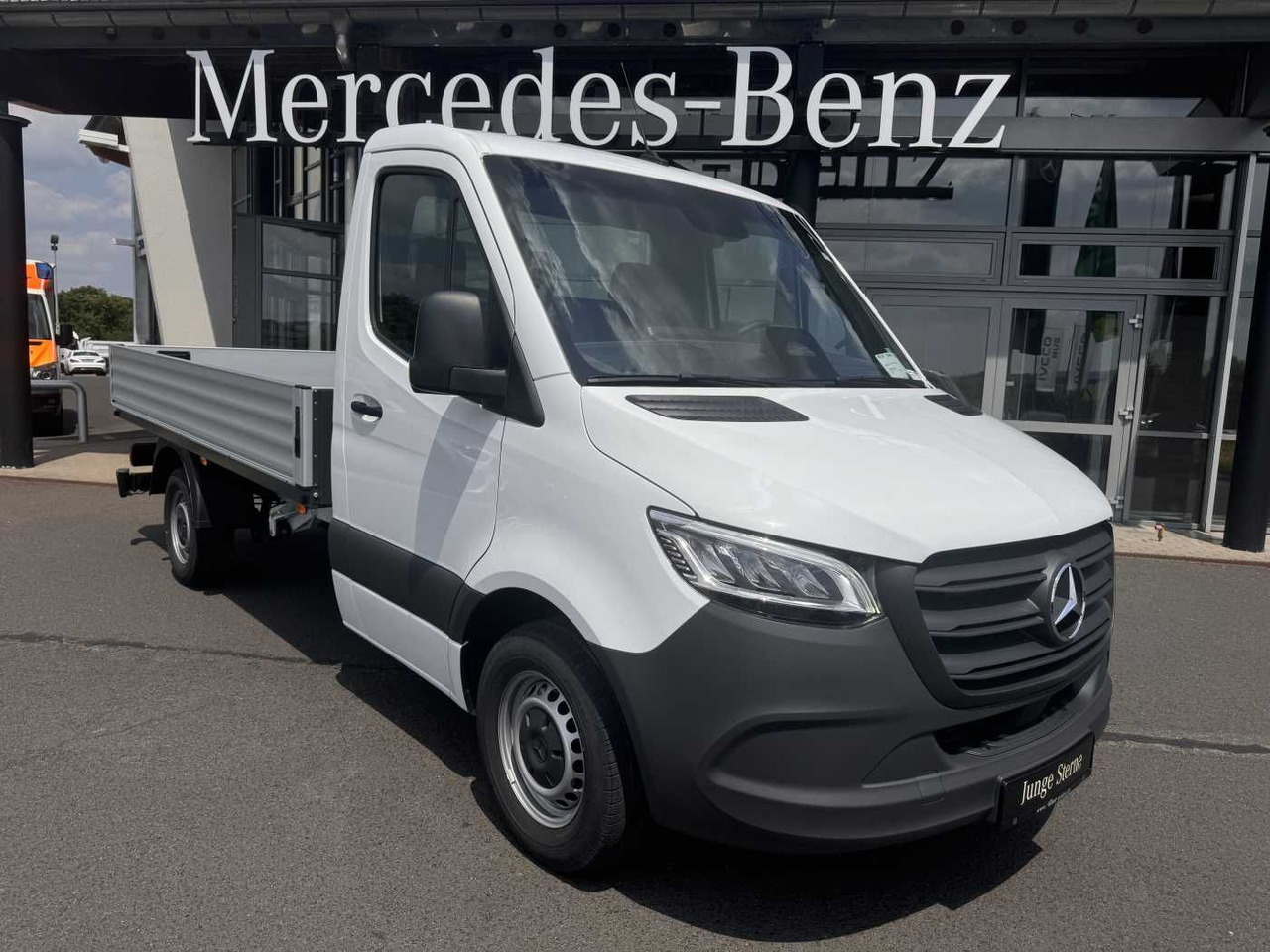 Mercedes-Benz Sprinter 317 CDI 9G 3665 Klima Kamera AHK LED - Open body delivery van: picture 1 Mercedes-Benz Sprinter 317 CDI 9G 3665 Klima Kamera AHK LED - Open body delivery van: picture 1