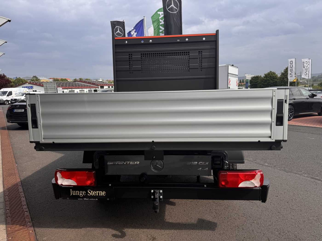 Mercedes-Benz Sprinter 319 CDI 4x4 DoKa AHK3,5 Klima Kamera - Open body delivery van, Combi van: picture 5 Mercedes-Benz Sprinter 319 CDI 4x4 DoKa AHK3,5 Klima Kamera - Open body delivery van, Combi van: picture 5