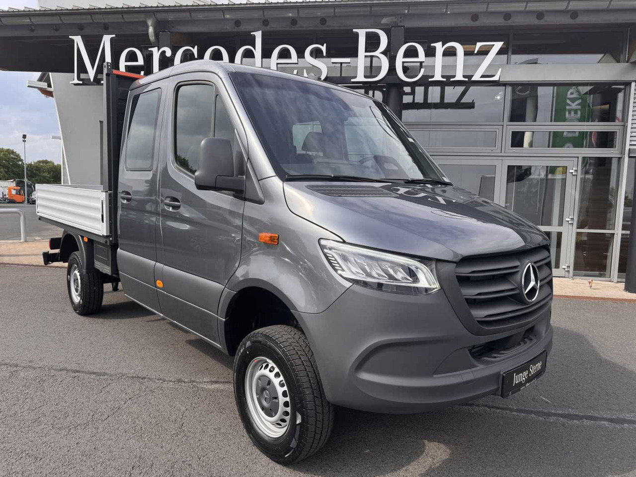 Mercedes-Benz Sprinter 319 CDI 4x4 DoKa AHK3,5 Klima Kamera - Curtain side van, Combi van: picture 1 Mercedes-Benz Sprinter 319 CDI 4x4 DoKa AHK3,5 Klima Kamera - Curtain side van, Combi van: picture 1