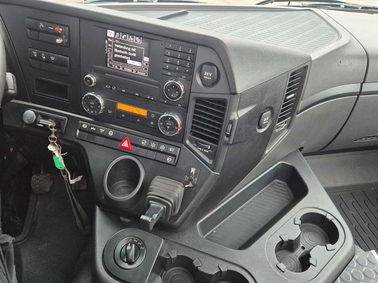 Logging truck, Crane truck Mercedes-Benz TUROX 8x8 Eschlböck Biber 92 Holzhacker / 1.512h: picture 27 Logging truck, Crane truck Mercedes-Benz TUROX 8x8 Eschlböck Biber 92 Holzhacker / 1.512h: picture 27