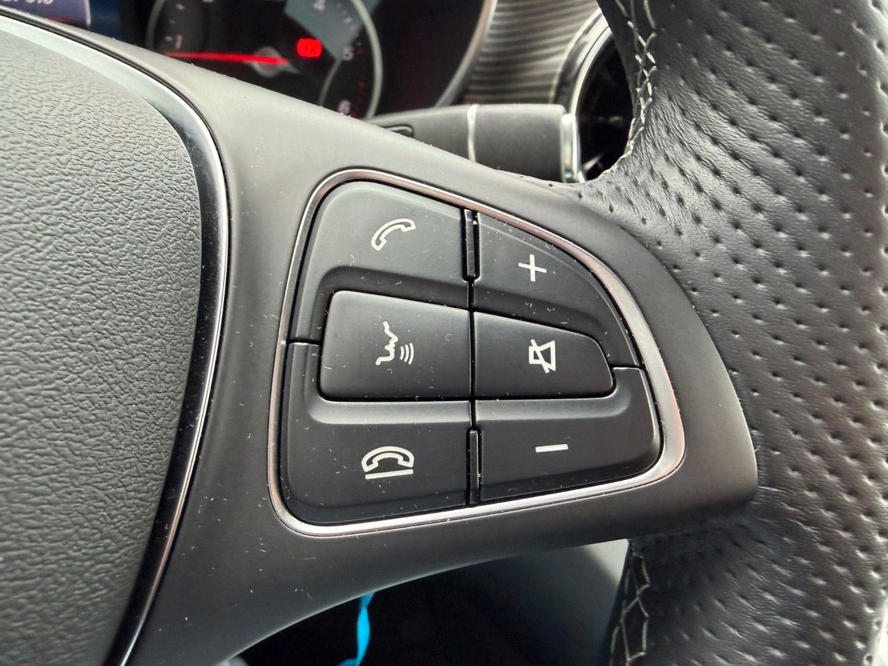 Passenger van Mercedes-Benz V 250 AVANTGARDE ED AHK Tisch 6Sitze: picture 18 Passenger van Mercedes-Benz V 250 AVANTGARDE ED AHK Tisch 6Sitze: picture 18