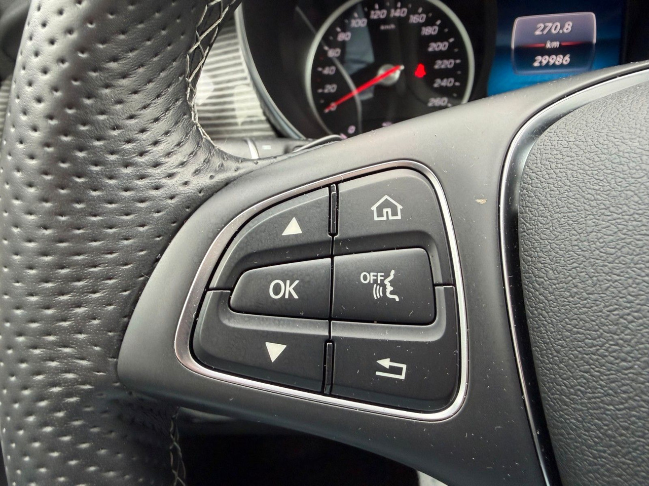 Passenger van Mercedes-Benz V 250 AVANTGARDE ED AHK Tisch 6Sitze: picture 19 Passenger van Mercedes-Benz V 250 AVANTGARDE ED AHK Tisch 6Sitze: picture 19