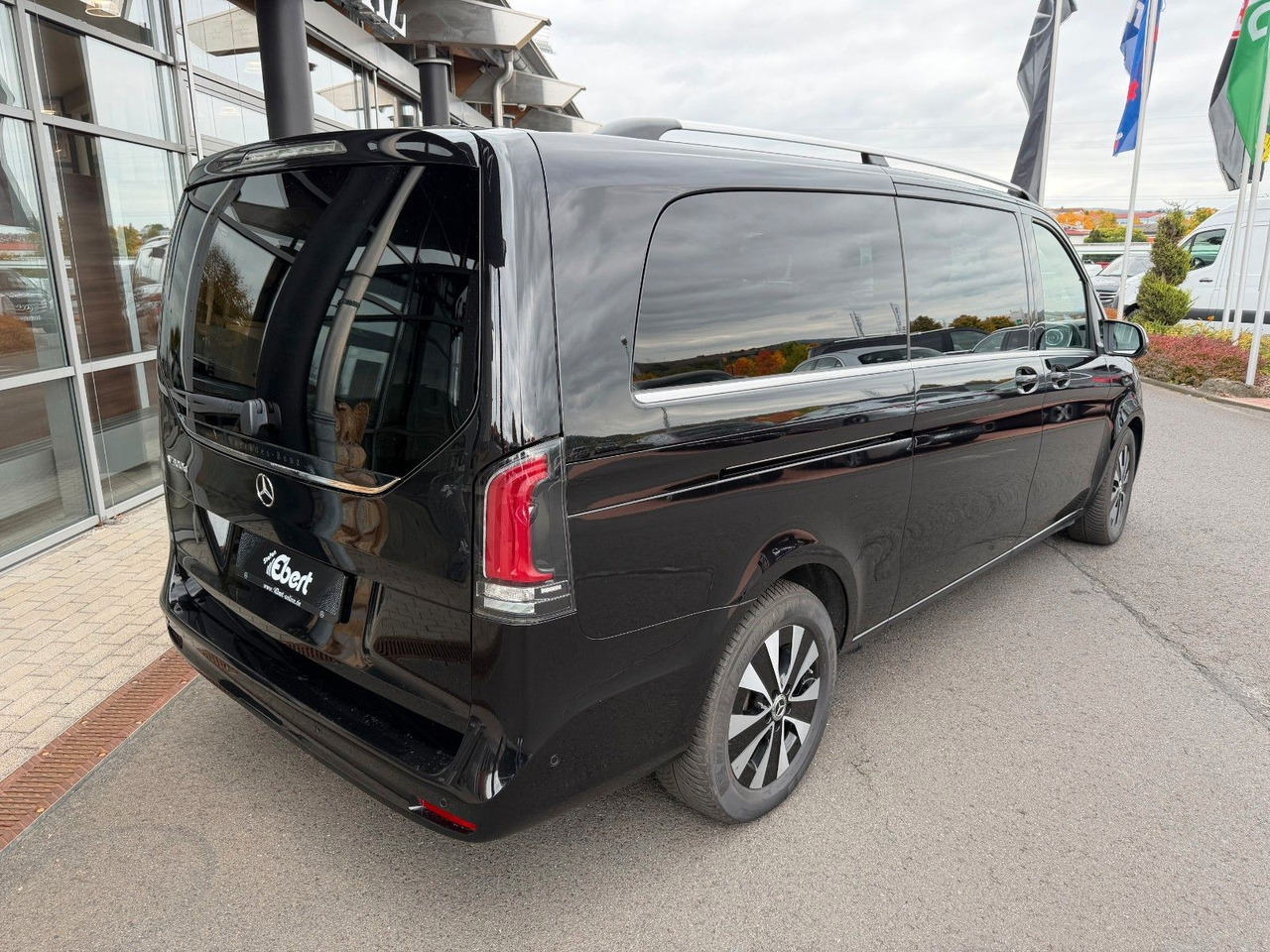Mercedes-Benz V 300 d AVANTGARDE Extralang 360Kamera Standh - Station wagon: picture 4 Mercedes-Benz V 300 d AVANTGARDE Extralang 360Kamera Standh - Station wagon: picture 4
