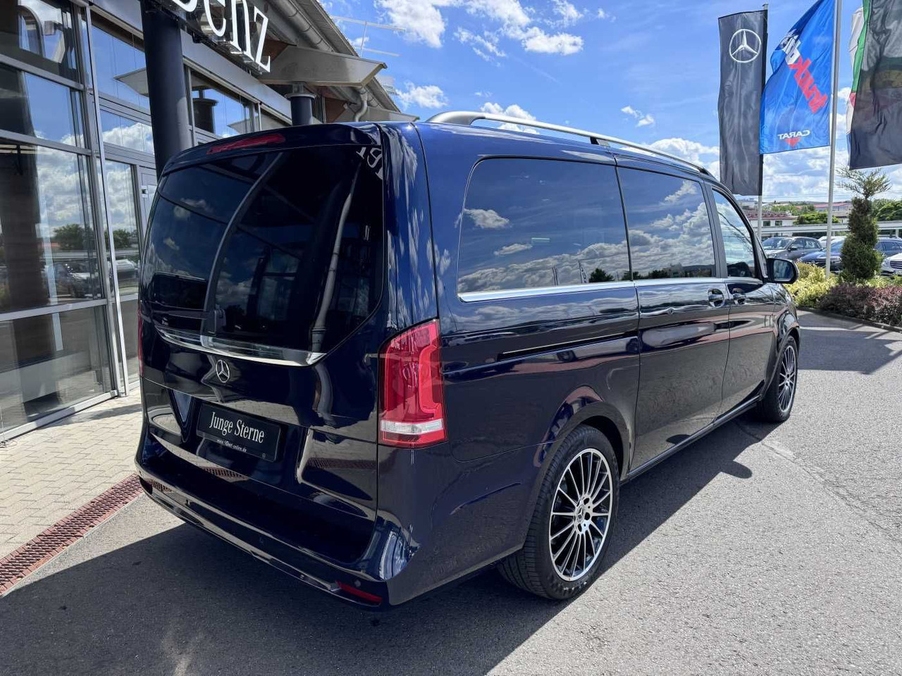Mercedes-Benz V 300 d EXCLUSIVE EDITION DISTONIC Stdh Panorama - Car: picture 5 Mercedes-Benz V 300 d EXCLUSIVE EDITION DISTONIC Stdh Panorama - Car: picture 5