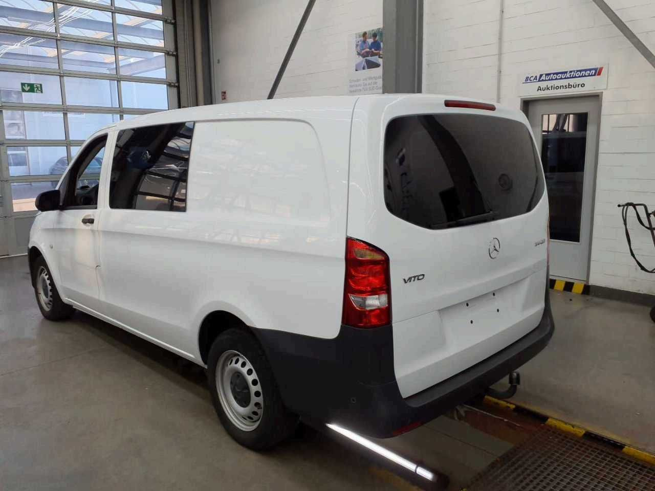 Mercedes-Benz Vito 114 CDI Mixto Klima Kamera Tempomat AHK - Passenger van, Combi van: picture 4 Mercedes-Benz Vito 114 CDI Mixto Klima Kamera Tempomat AHK - Passenger van, Combi van: picture 4
