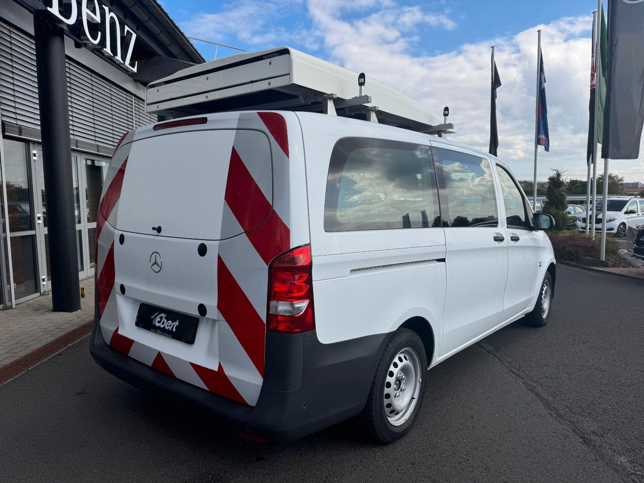 Mercedes-Benz Vito 114 CDI Tourer Begleitfahrzeug BF3+ / WVZ - Passenger van: picture 4 Mercedes-Benz Vito 114 CDI Tourer Begleitfahrzeug BF3+ / WVZ - Passenger van: picture 4