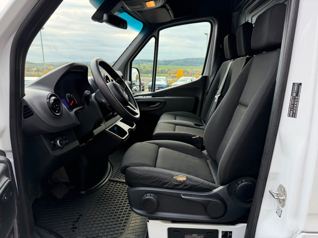 Panel van, Electric van Mercedes-Benz eSprinter 312 Klima SHZ Kamera: picture 11