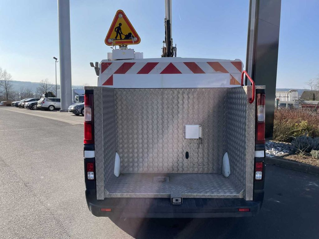 Renault Trafic dCi 120 L1H1 / France Elavateur 091F 9m - Truck with aerial platform, Commercial truck: picture 5 Renault Trafic dCi 120 L1H1 / France Elavateur 091F 9m - Truck with aerial platform, Commercial truck: picture 5