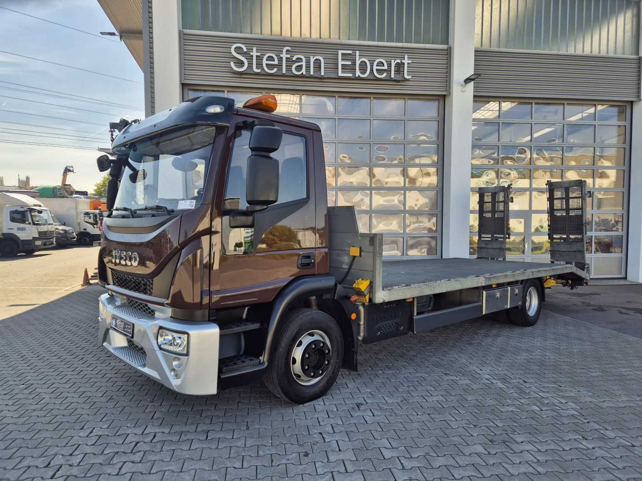 Iveco Eurocargo ML140E25/P Maschinentransporter Winde - Truck: picture 2 Iveco Eurocargo ML140E25/P Maschinentransporter Winde - Truck: picture 2
